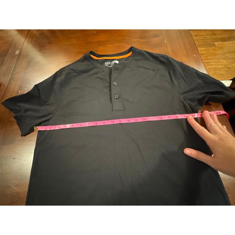 5.11 Tactical Men's Delta Henley Short Sleeve Shirt Medium - Picture 5 of 9